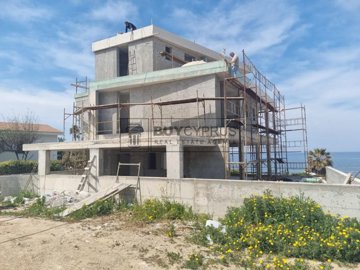 Detached Villa For Sale  in  Kissonerga