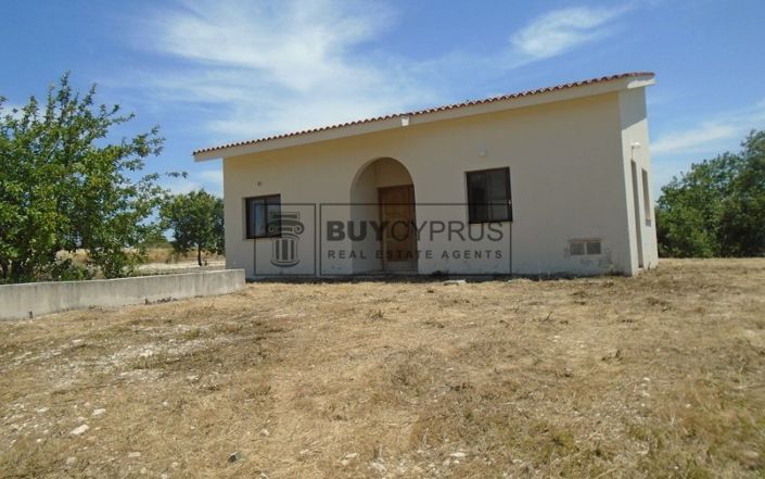 Image No.1-3 Bed Villa for sale