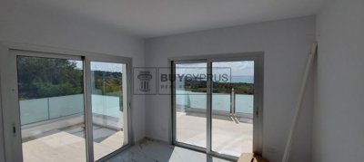 Detached Villa For Sale  in  Peyia