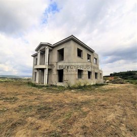 Detached Villa For Sale  in  Polemi