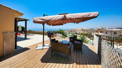 Apartment For Sale  in  Aphrodite Hills