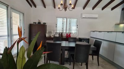 Bungalow For Sale  in  Chlorakas