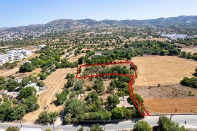 Residential Land  For Sale  in  Tremithousa