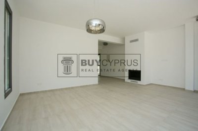 Town House For Sale  in  Mesoyi