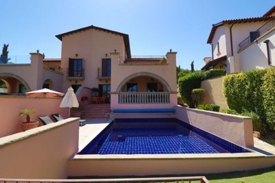 Detached Villa For Sale  in  Aphrodite Hills