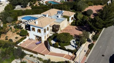 Detached Villa For Sale  in  Aphrodite Hills