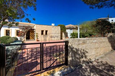 Detached Villa For Sale  in  Aphrodite Hills