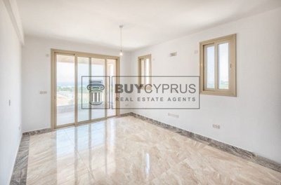 Detached Villa For Sale  in  Sea Caves