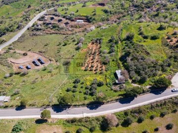 Residential Land  For Sale  in  Droushia