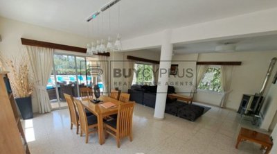 Detached Villa For Sale  in  Coral Bay