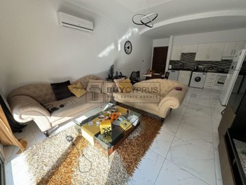 Apartment For Sale  in  Tombs of the Kings