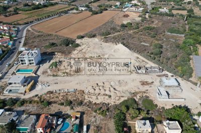 Detached Villa For Sale  in  Chlorakas