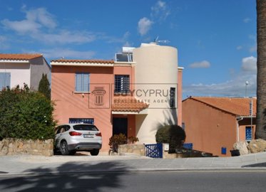 Detached Villa For Sale  in  Chlorakas