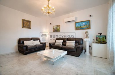 Detached Villa For Sale  in  Chlorakas