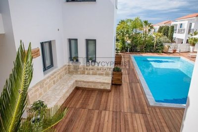 Project For Sale  in  Kissonerga