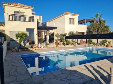 Detached Villa For Sale  in  Peyia