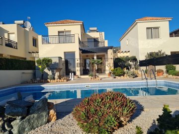 Detached Villa For Sale  in  Peyia