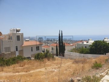 Residential Land  For Sale  in  Peyia