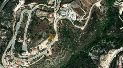 Residential Land  For Sale  in  Tsada