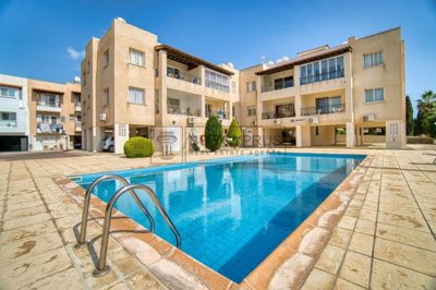 Apartment For Sale  in  Chlorakas