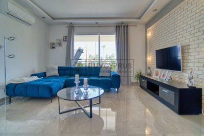 Apartment For Sale  in  Chlorakas