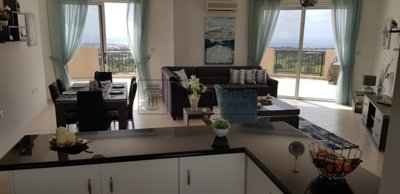 Apartment For Sale  in  Mesa Chorio