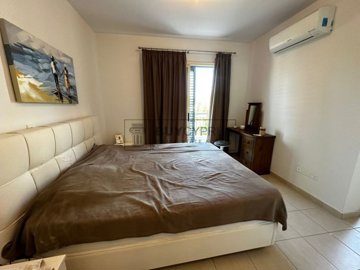 Town House For Sale  in  Universal