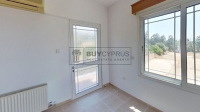 Detached Villa For Sale  in  Nea Dimmata