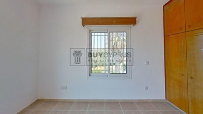 Detached Villa For Sale  in  Nea Dimmata