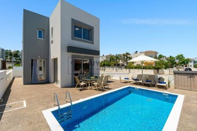 Detached Villa For Sale  in  Protaras