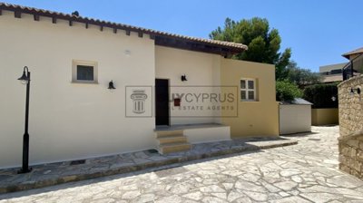 Semi Detached Villa For Sale  in  Aphrodite Hills