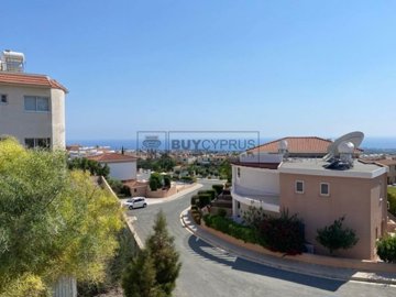 Town House For Sale  in  Peyia