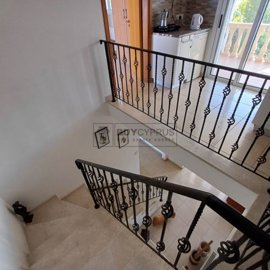 Detached Villa For Sale  in  Agia Marina Chrysochous