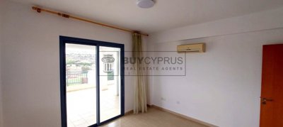 Apartment For Sale  in  Yeroskipou