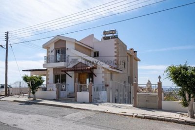 Detached Villa For Sale  in  Agia Fylaksi