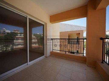 Apartment For Sale  in  Chlorakas