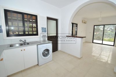 Detached Villa For Sale  in  Kamares - Tala