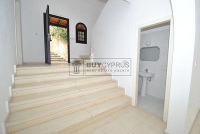 Detached Villa For Sale  in  Kamares - Tala