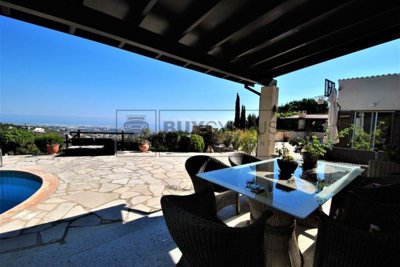 Detached Villa For Sale  in  Kamares - Tala