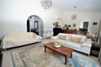 Detached Villa For Sale  in  Kamares - Tala