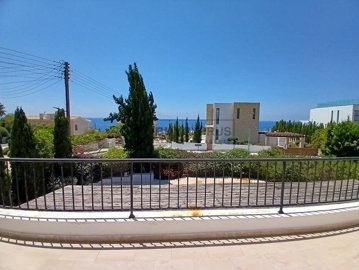 Detached Villa For Sale  in  Sea Caves