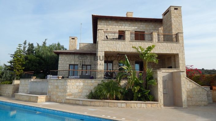 Image No.1-5 Bed Villa for sale