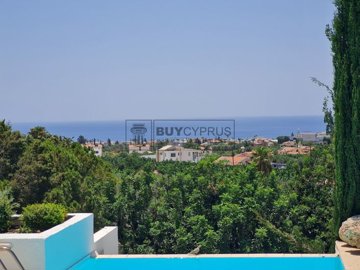 Detached Villa For Sale  in  Peyia