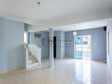 Detached Villa For Sale  in  Universal