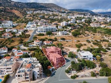 Building For Sale  in  Peyia