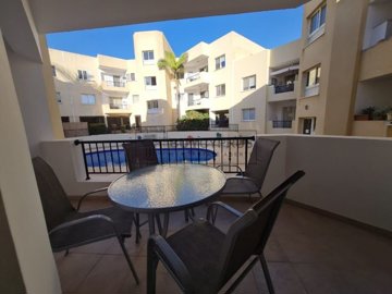 Apartment For Sale  in  Peyia