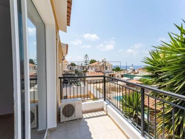 Town House For Sale  in  Chlorakas