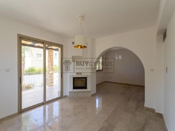 Detached Villa For Sale  in  Polis