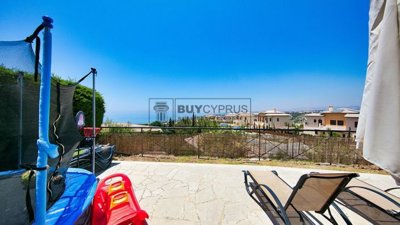 Apartment For Sale  in  Aphrodite Hills