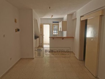 Apartment For Sale  in  Chlorakas